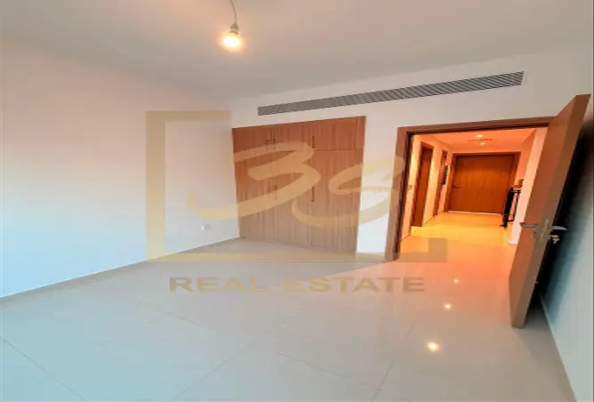 155527128 - Property Image 3