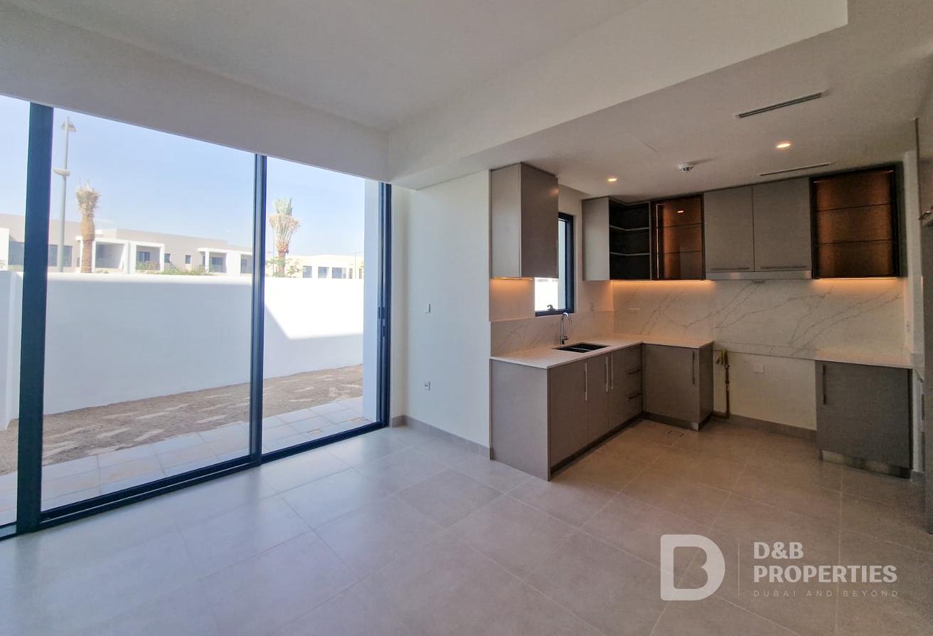 Stunning Family Home | Single Row | Brand New photo 5