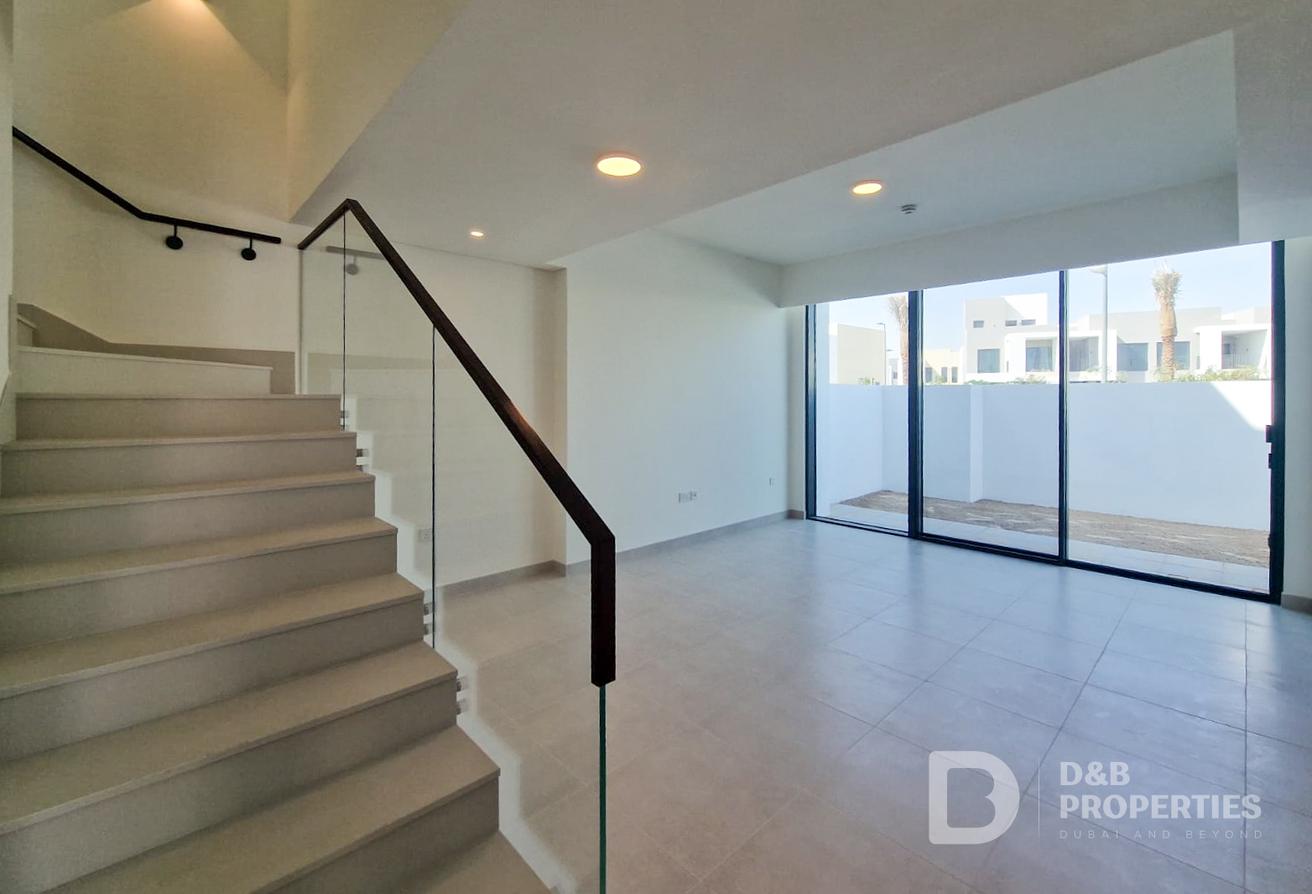 Stunning Family Home | Single Row | Brand New photo 7