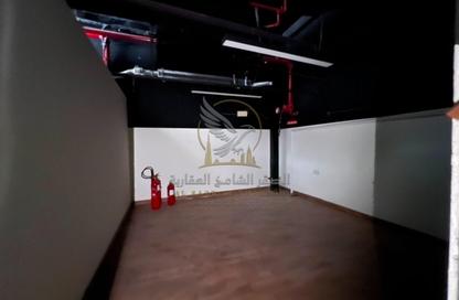 Show Room - Studio - 2 Bathrooms for rent in Industrial Area 4 - Sharjah Industrial Area - Sharjah