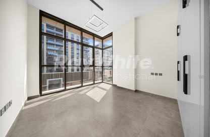 Apartment - 1 - 2 for rent in Garnet Building - Jumeirah Garden City - Al Satwa - Dubai