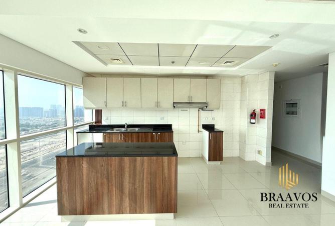 57757108 - Property Image 3