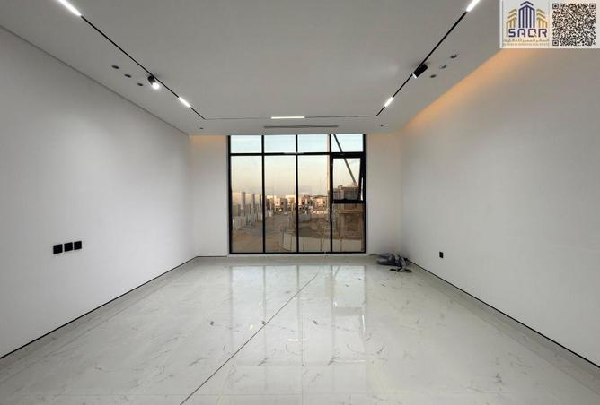 103695378 - Property Image 2