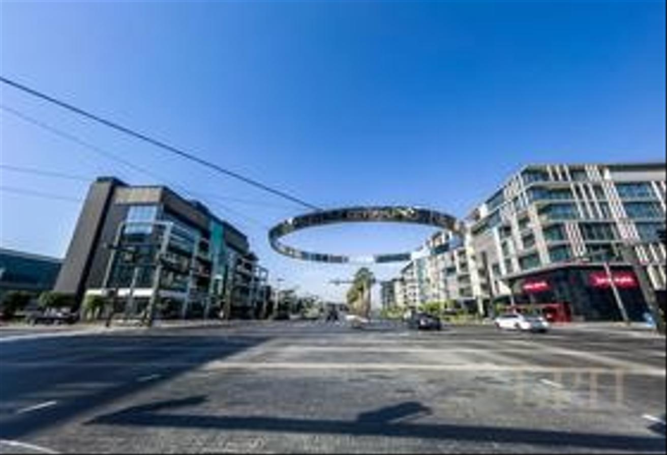 Unfurnished Unit | Newly Handed Over | Accessible photo 17
