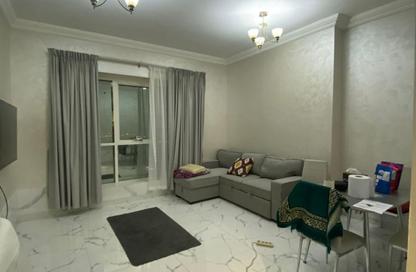 Apartment - 1 Bedroom - 2 Bathrooms for rent in Oasis Tower - Al Rashidiya 1 - Al Rashidiya - Ajman