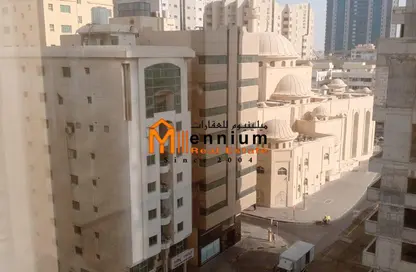 مكتب عمل جماعي - 8 غرف نوم - 4 حمامات للايجار في برج المجاز - المجاز - الشارقة