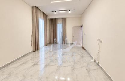 Villa - 4 - 6 for rent in Wadi Alshabak - Dubai