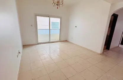 Apartment - 1 Bedroom - 2 Bathrooms for rent in Sara Tower - Al Majaz 3 - Al Majaz - Sharjah