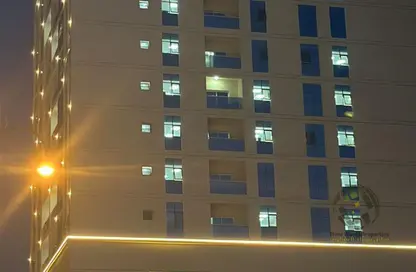 شقة - 2 غرف نوم - 3 حمامات للبيع في قرية الأميرة - عجمان