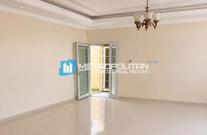 Villa - 5 Bedrooms - 6 Bathrooms for sale in Arabian Style - Al Reef Villas - Al Reef - Abu Dhabi