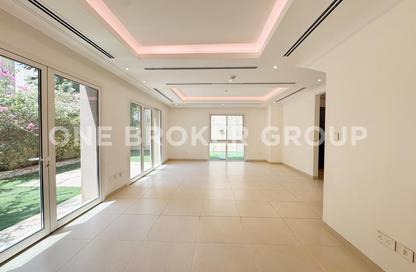 Villa - 3 Bedrooms - 4 Bathrooms for rent in Villa Lantana 1 - Villa Lantana - Dubai Science Park - Dubai Villa - 3 Bedrooms - 4 Bathrooms for rent in Villa Lantana 1 - Villa Lantana - Dubai Science Park - Dubai