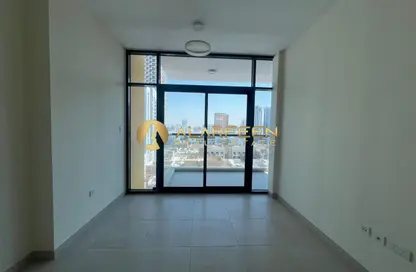 Apartment - 1 Bedroom - 2 Bathrooms for rent in Central Park Tower - District 12 - Jumeirah Village Circle - Dubai