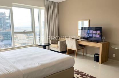 Apartment - Studio - 1 Bathroom for rent in Waters Edge - Business Bay - Dubai