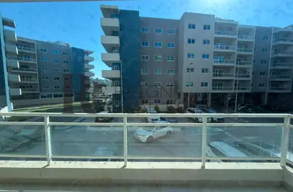 Apartment - 3 Bedrooms - 4 Bathrooms for sale in Tower 26 - Al Reef Downtown - Al Reef - Abu Dhabi
