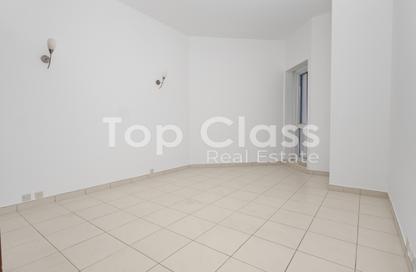 Apartment - 2 Bedrooms - 3 Bathrooms for rent in Latifa Tower - Sheikh Zayed Road - Dubai