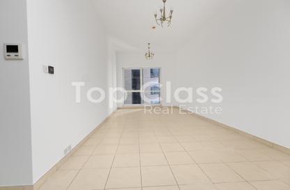 Apartment - 2 Bedrooms - 3 Bathrooms for rent in Latifa Tower - Sheikh Zayed Road - Dubai