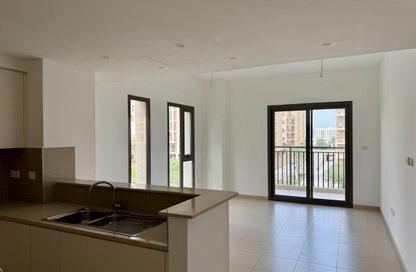 Apartment - 3 Bedrooms - 3 Bathrooms for rent in Hayat Boulevard 2B - Hayat Boulevard 2 - Hayat Boulevard - Town Square - Dubai
