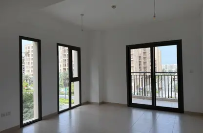 Apartment - 3 Bedrooms - 3 Bathrooms for rent in Hayat Boulevard 2B - Hayat Boulevard 2 - Hayat Boulevard - Town Square - Dubai