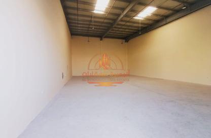 Warehouse - Studio - 1 Bathroom for rent in Al Sajaa Industrial - Al Sajaa - Sharjah