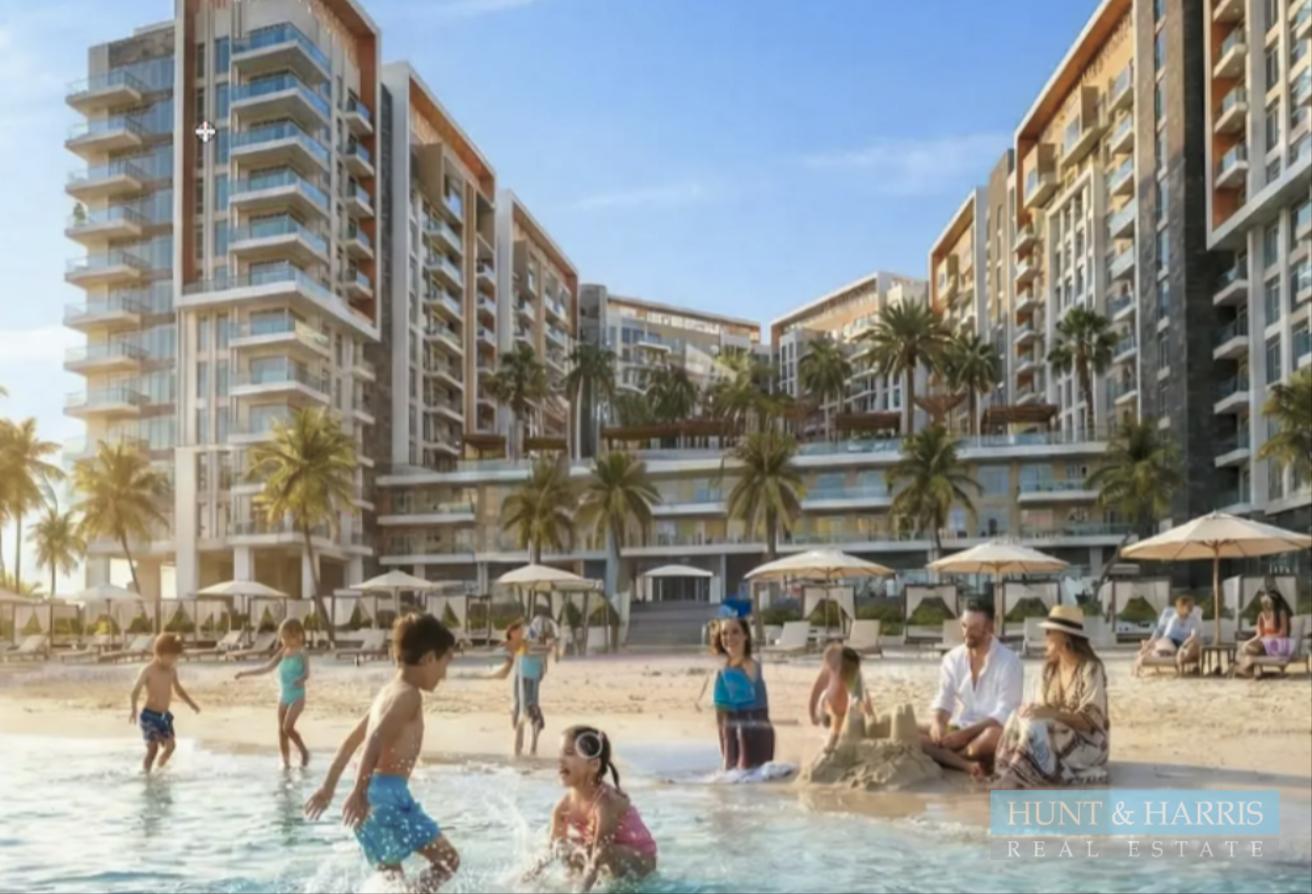 Brand New and Freehold One Bedroom Beachfront Apartment, Khorfakkan