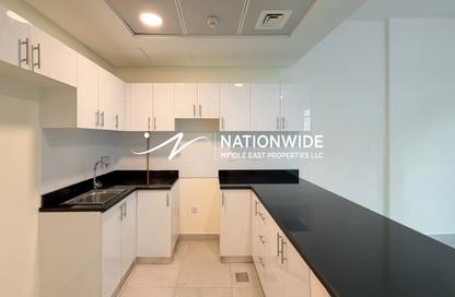 Apartment - 1 - 2 for rent in Park View - Saadiyat Island - Abu Dhabi