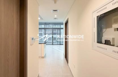 Apartment - 1 - 2 for rent in Park View - Saadiyat Island - Abu Dhabi