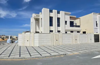 تاون هاوس - 4 غرف نوم - 6 حمامات للبيع في الحليو 2 - الحليو - عجمان