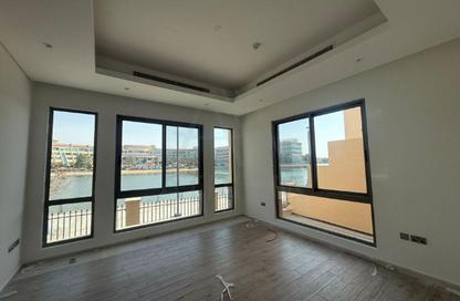 Villa - 5 - 5 for rent in Luluat Al Raha - Al Raha Beach - Abu Dhabi Villa - 5 - 5 for rent in Luluat Al Raha - Al Raha Beach - Abu Dhabi