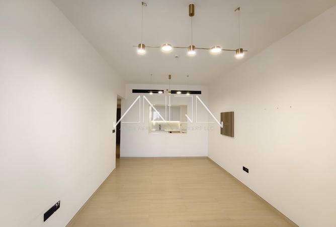 70277528 - صورة العقار 2