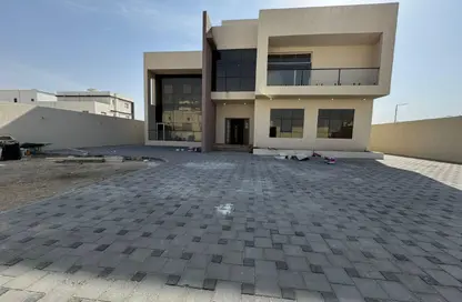 Villa - 7 Bedrooms for rent in Madinat Al Riyad - Abu Dhabi