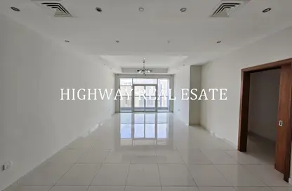 Apartment - 3 Bedrooms - 4 Bathrooms for rent in Sahara Tower 5 - Sahara Complex - Al Nahda - Sharjah