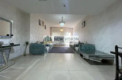 Apartment - 2 Bedrooms - 3 Bathrooms for rent in Al Khan Corniche - Al Khan - Sharjah