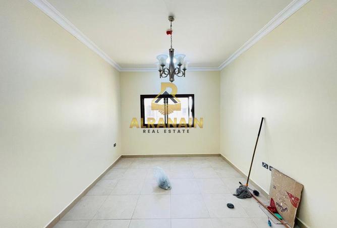 74261569 - Property Image 2