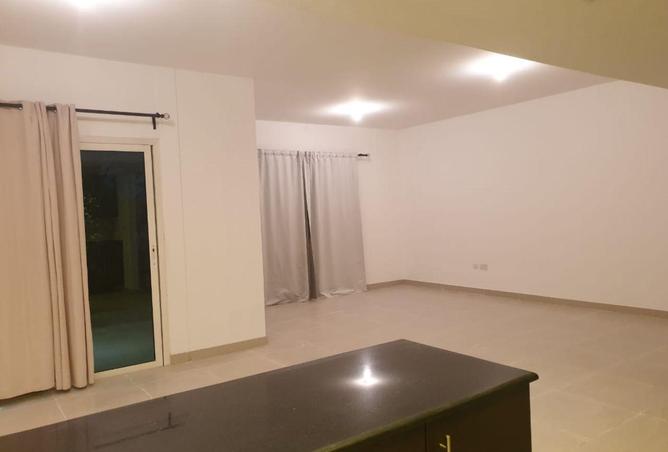 77387523 - Property Image 3