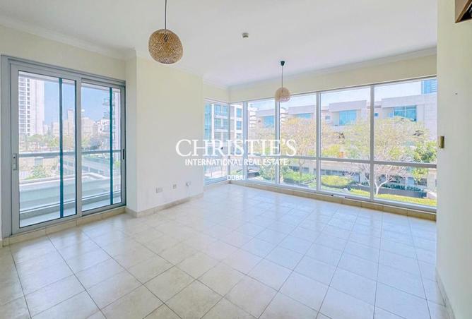 70278704 - Property Image 2