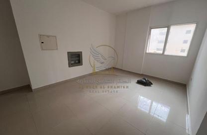 Apartment - 1 - 2 for rent in New Al Taawun Road - Al Taawun - Sharjah