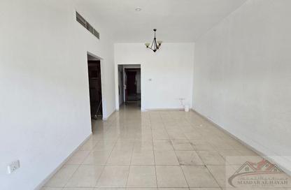 Apartment - 1 Bedroom - 2 Bathrooms for rent in Muwaileh 29 Building - Muwaileh - Sharjah