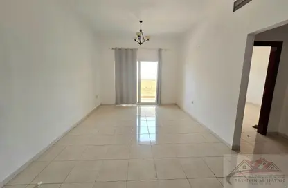 Apartment - 1 Bedroom - 2 Bathrooms for rent in Muwaileh 29 Building - Muwaileh - Sharjah