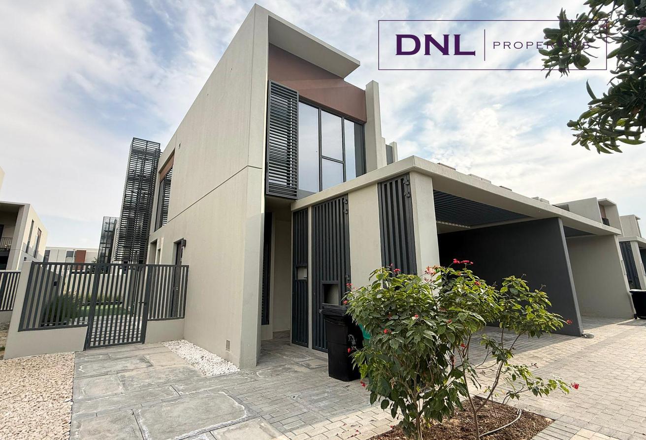 Spacious | End Unit | Extended Garden