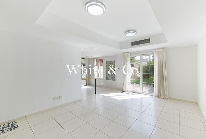 136070133 - Property Image 2