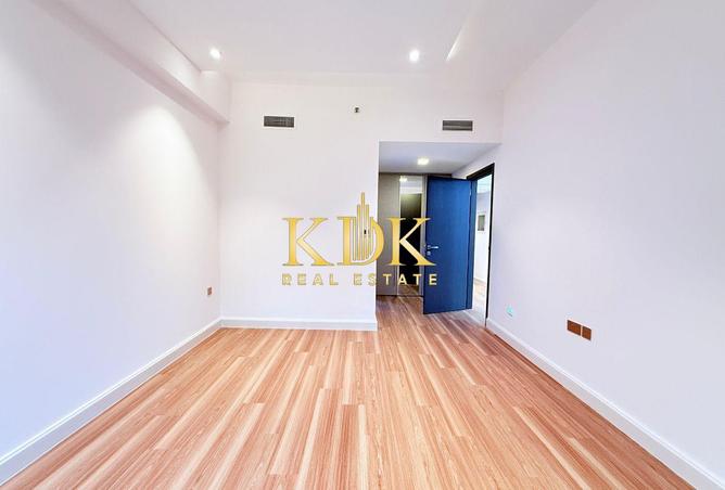 105121358 - Property Image 2