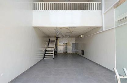 Shop - Studio - 1 for rent in Industrial Building 13 - Industrial Area 13 - Sharjah Industrial Area - Sharjah
