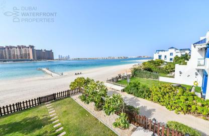 Villa - 5 Bedrooms - 6 Bathrooms for rent in Palma Residences - Palm Jumeirah - Dubai
