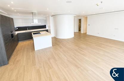 Apartment - 4 Bedrooms - 4 Bathrooms for sale in The Waves Tower B - The Waves - Dubai Marina - Dubai