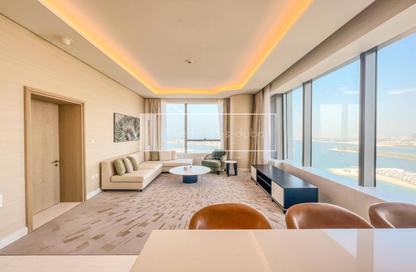 Apartment - 1 Bedroom - 2 Bathrooms for sale in The Palm Tower - Palm Jumeirah - Dubai