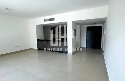Apartment - 1 Bedroom - 2 Bathrooms for rent in Tower 3 - Al Reef Downtown - Al Reef - Abu Dhabi