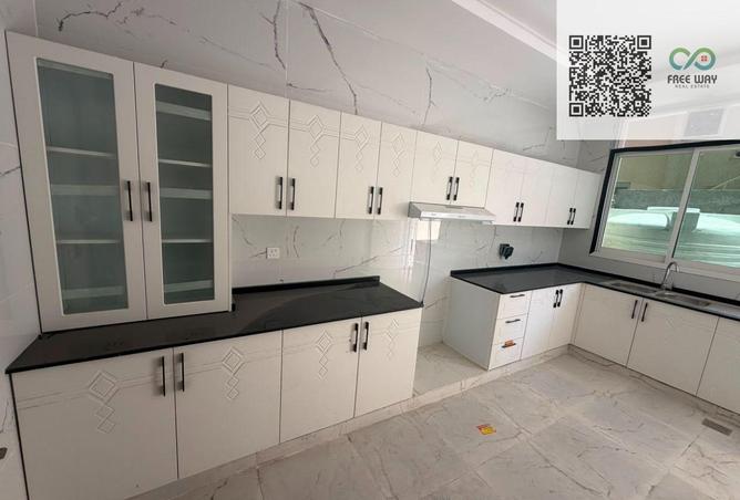 111852143 - Property Image 2