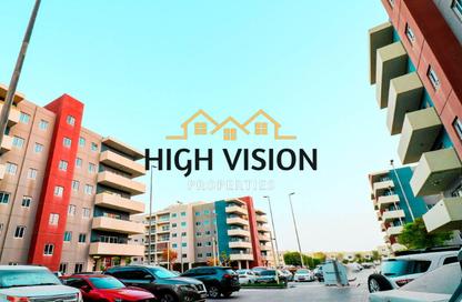 Apartment - 3 Bedrooms - 3 Bathrooms for rent in Tower 11 - Al Reef Downtown - Al Reef - Abu Dhabi