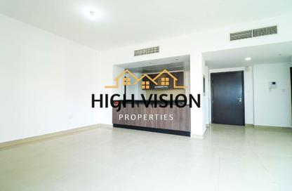 Apartment - 3 Bedrooms - 3 Bathrooms for rent in Tower 11 - Al Reef Downtown - Al Reef - Abu Dhabi