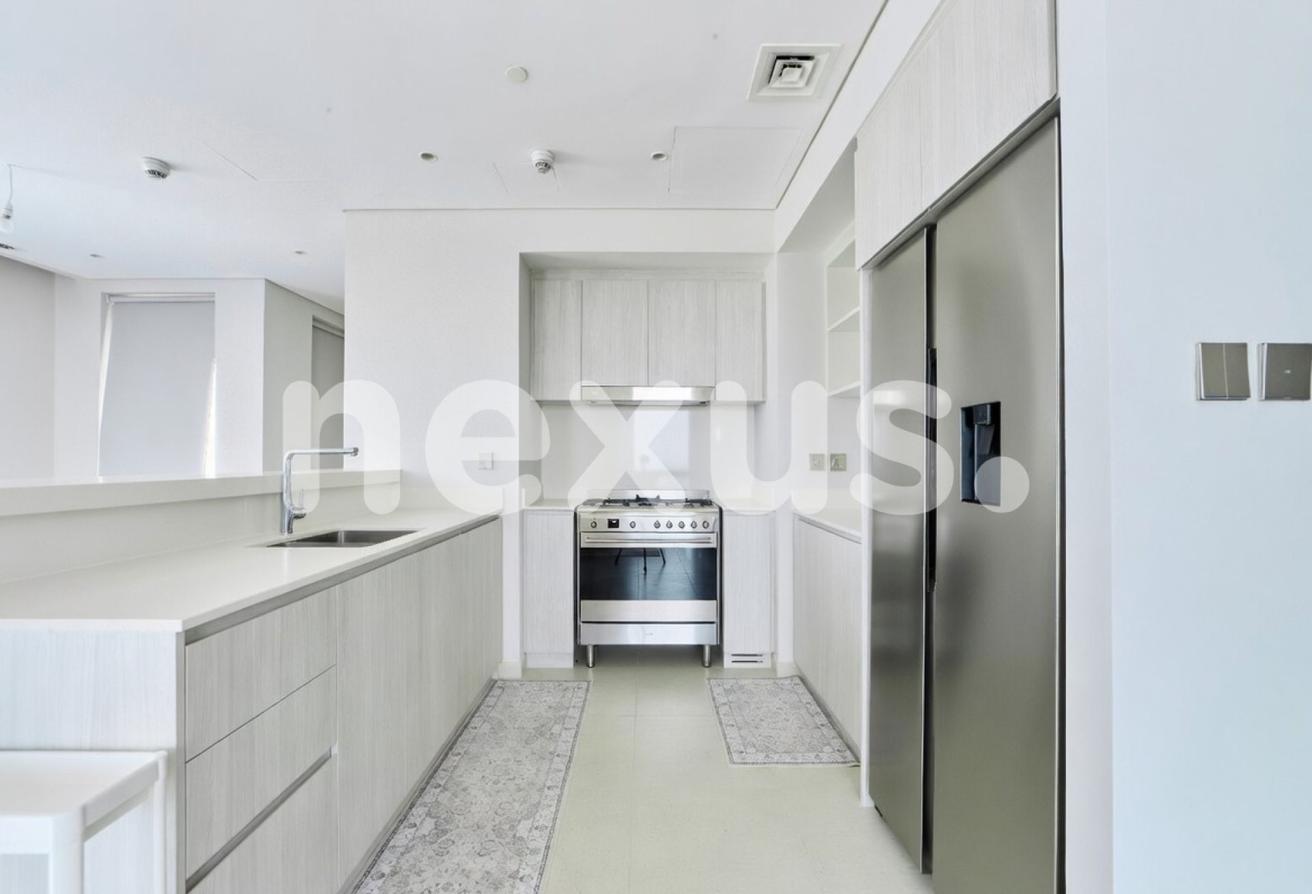EXCLUSIVE | HUGE LAYOUT | FURNISHED photo 8